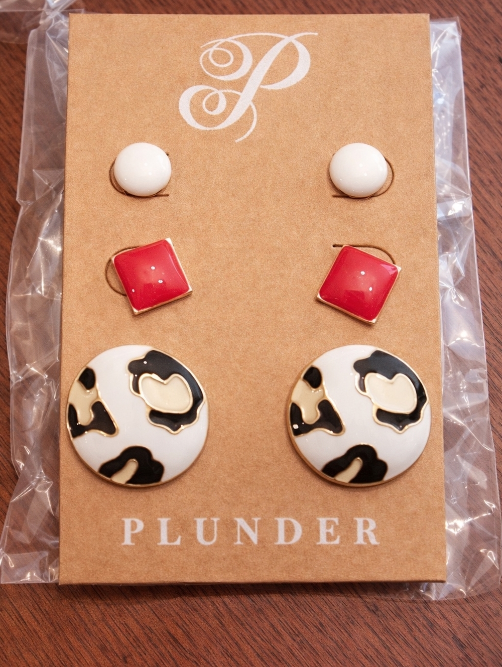 Plunder Three-Pair Stud Earring Set in White, Red & Black Leopard